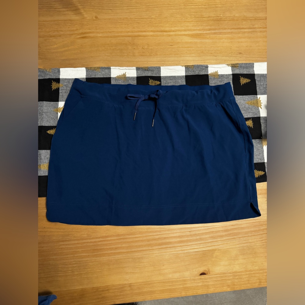 GAIAM | Athletic Skort